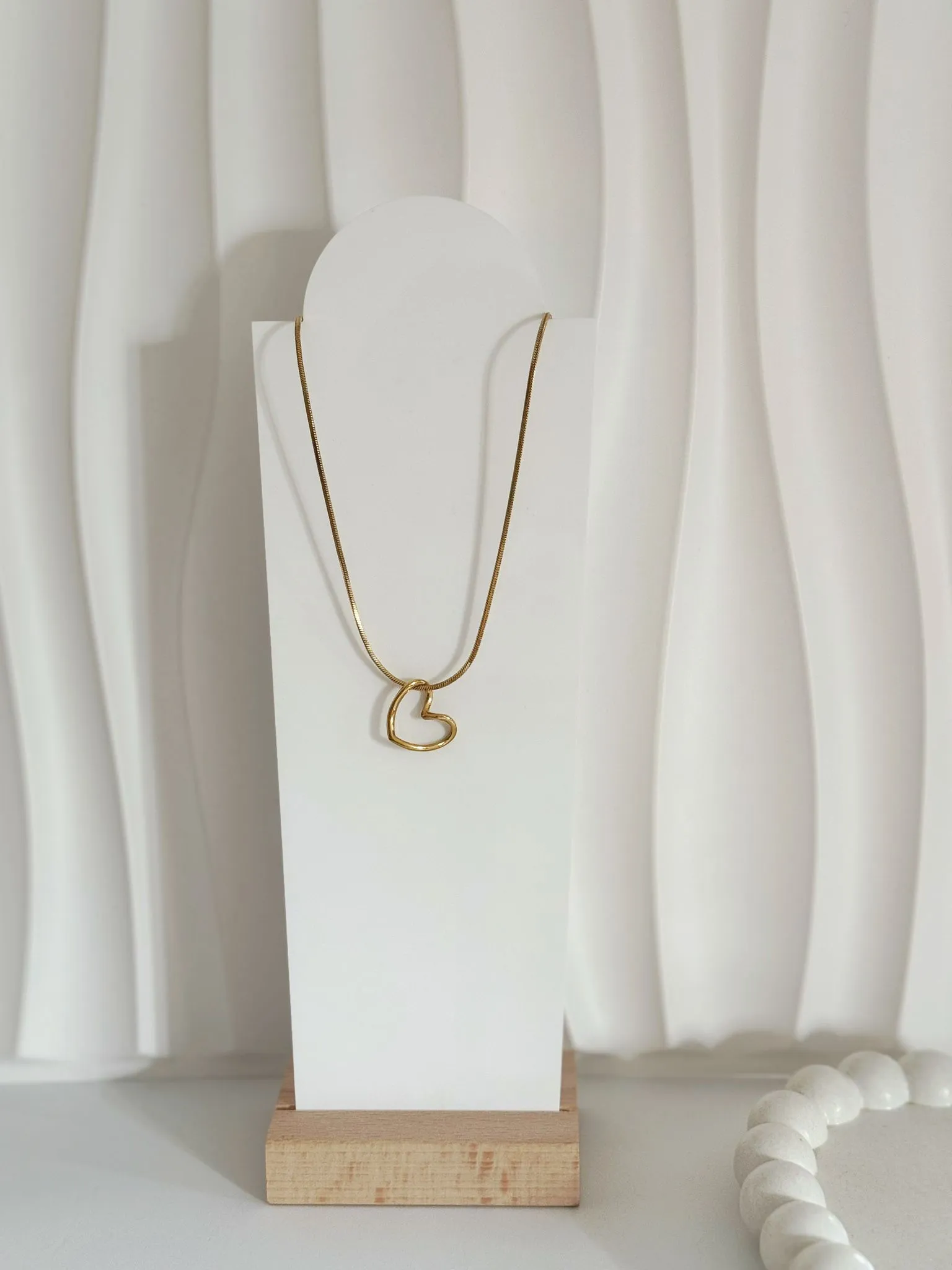 collar corazon D - Vista alternativa