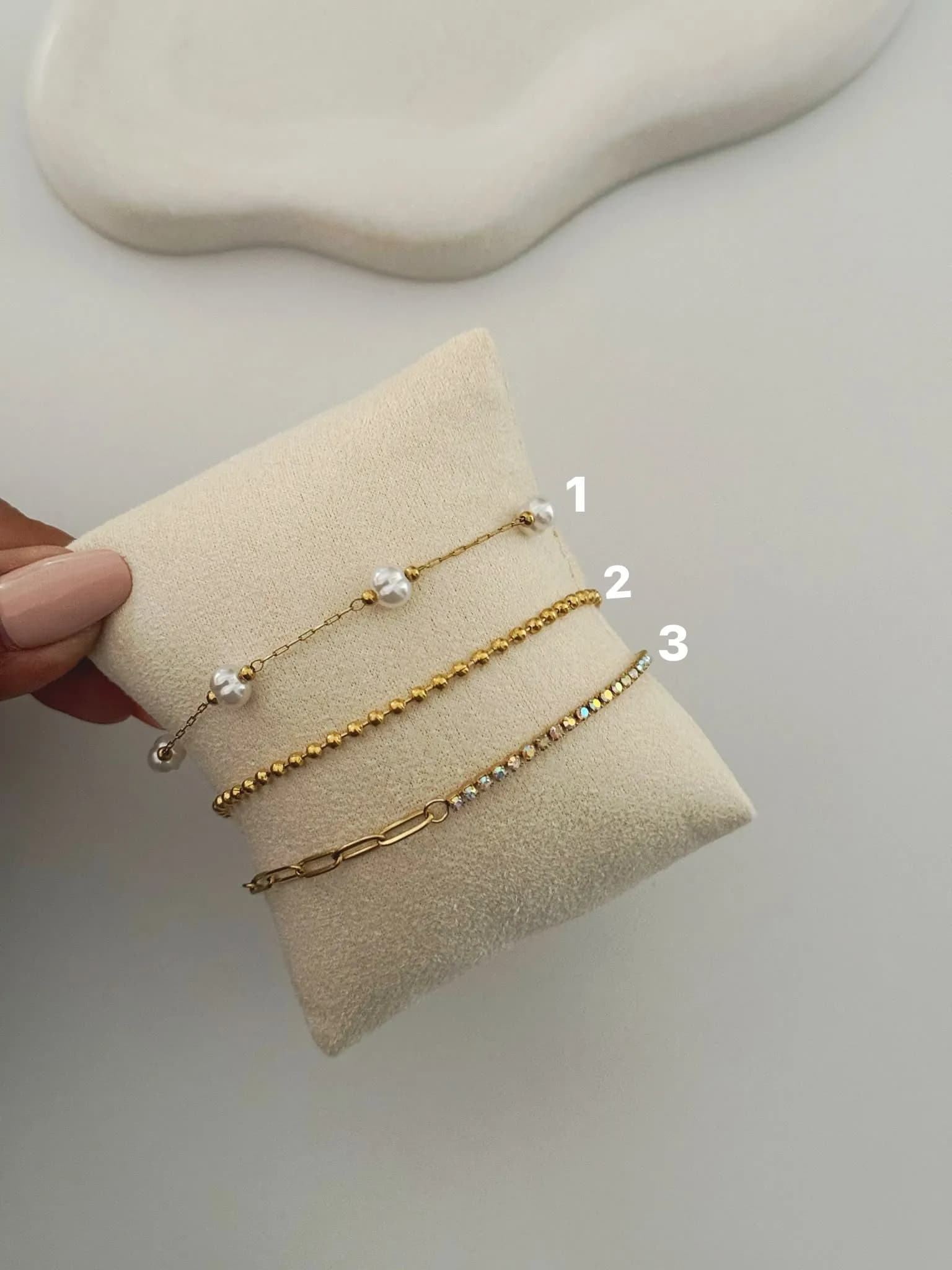 pulseras doradas