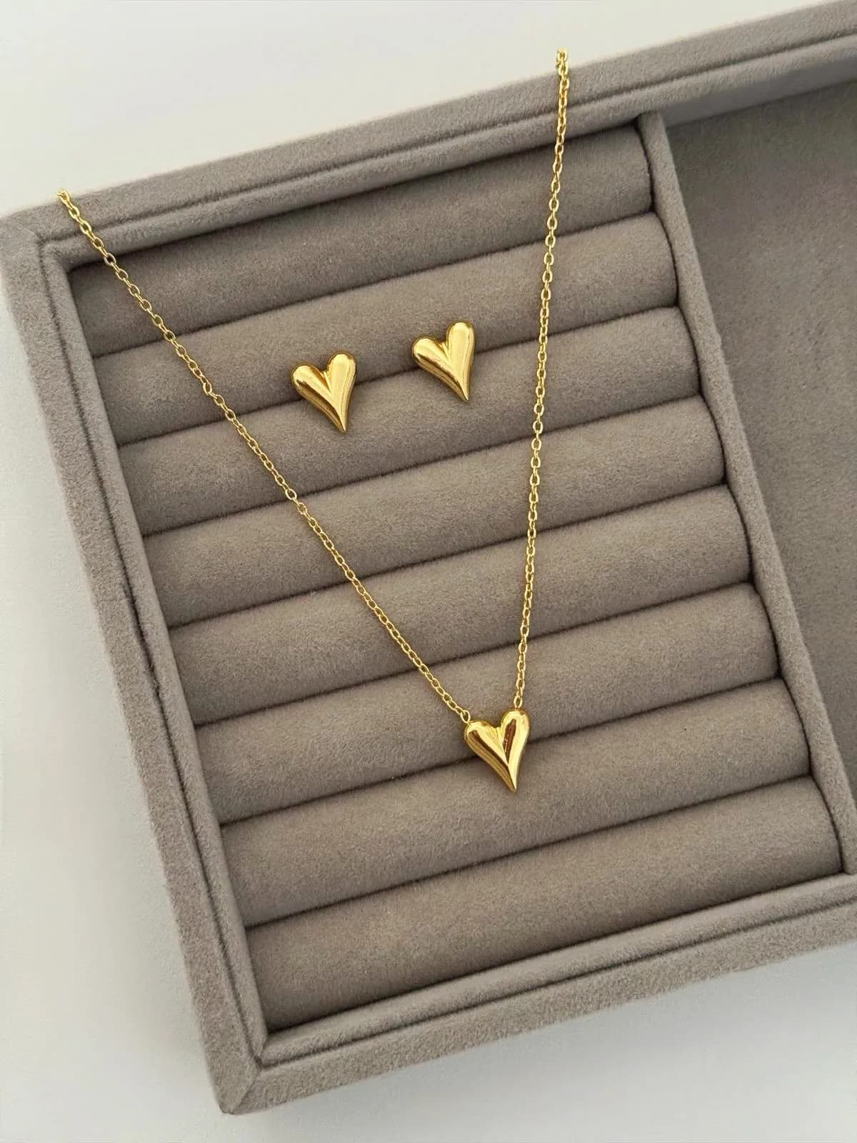 Set corazon dorado